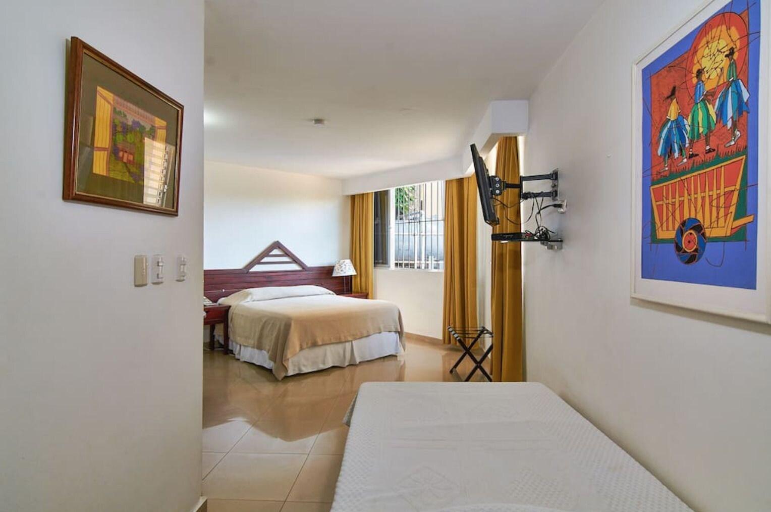 Aparta Hotel Plaza Del Sol 산토도밍고 외부 사진